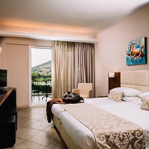 Superior Twin Room Disability Access